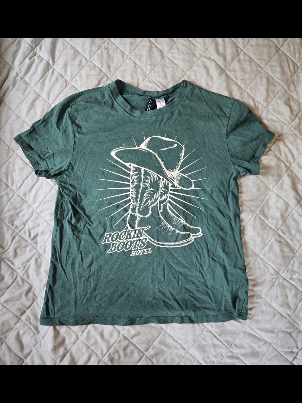 Divided Green Crewneck Graphic T‑Shirt